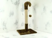 Когтеточка для кошки Гном джутовая основа 37*37см, столб h67см, кисточка 0