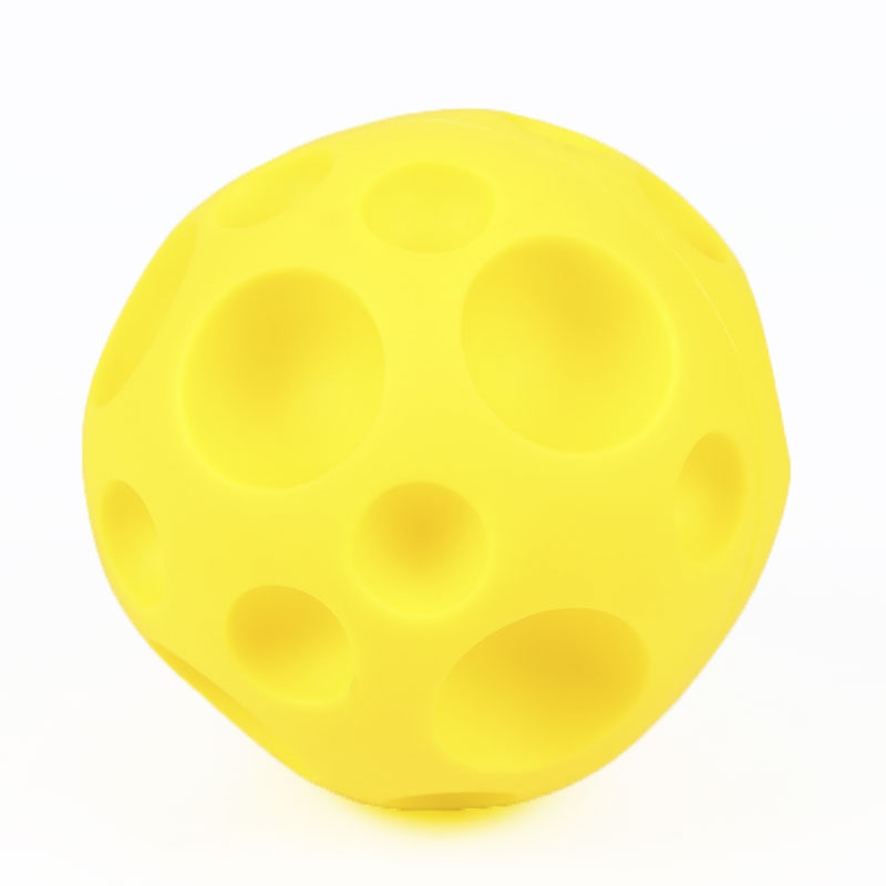 Мяч для лакомств Виниловый 12 см 010 для собаки  -  Мячики для собак - Другие     