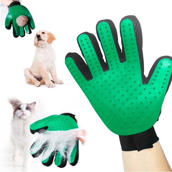 Перчатка для вычесывания шерсти True Touch зеленая  - Щетка для собак