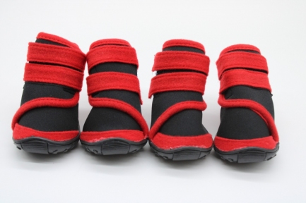 Взуття Неопрен Чорно-Червоні, підошва поліуритан
