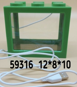 Террариум пластиковый с USB 12*8*10 см A 35(C)