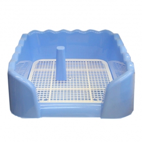 Туалет для собак под пеленку глубокий борт с решеткой и столбиком 43х43х15см