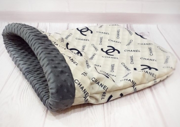 Муфта лежак для животных 50х55см Grey Chanel - Домики и лежаки для собак