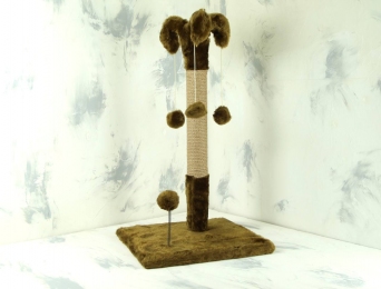 Когтеточка для кошек джутовая Арлекин основа 37*37 см, столб h67 см, 3 шара с игрушкой на пружине