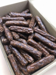 Ковбаски яловичі мікс сухофрукти з шипшиною - ласощі для собак -  Ковбаски для собак 